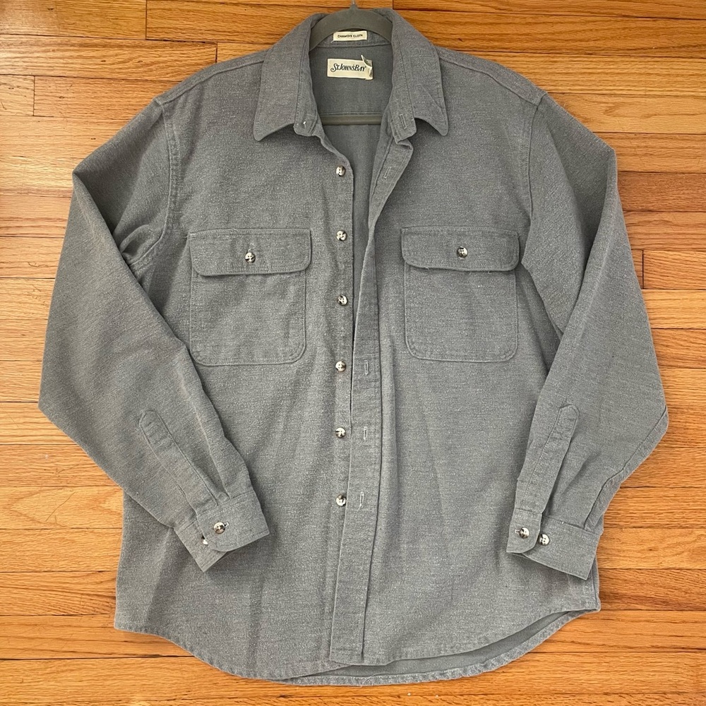 100% Cotton St. John’s Bay Men’s Tall L Chamois Cloth Button Up